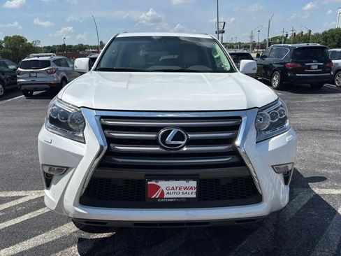 Used 2016 Lexus GX 460 w/ Premium Package AWD/4WD image 8