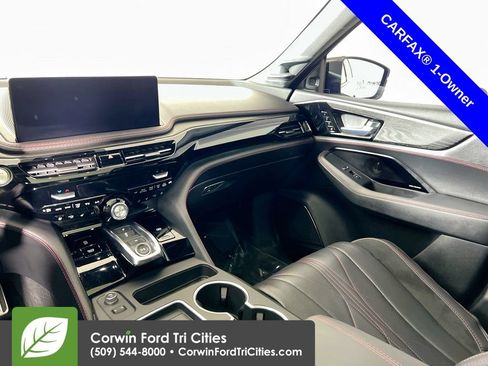 Used 2025 Acura MDX Type S AWD/4WD image 29