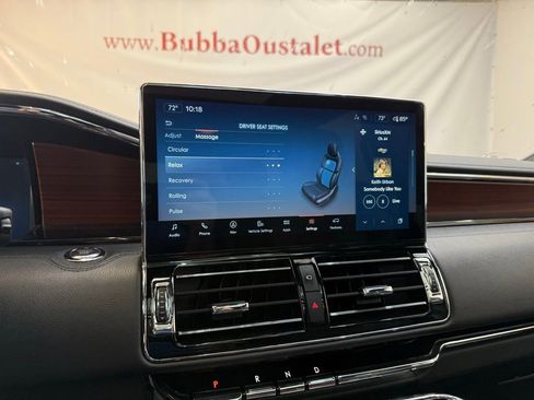 Used 2022 Lincoln Navigator Reserve RWD image 17