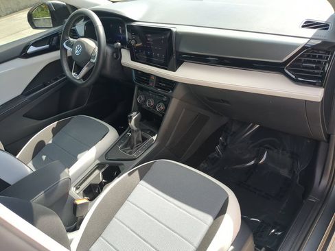 Certified 2025 Volkswagen Taos S FWD image 10