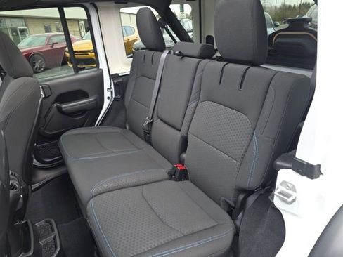 Used 2025 Jeep Wrangler Unlimited Rubicon 4xe w/ Safety Group AWD/4WD image 42