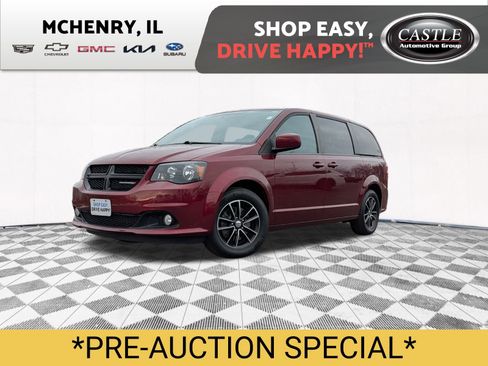 Used 2018 Dodge Grand Caravan SXT w/ Blacktop Package image 1