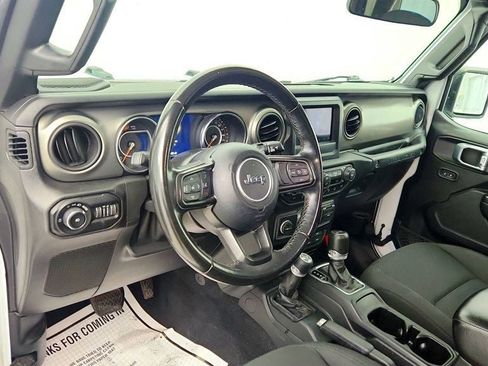 Used 2021 Jeep Wrangler Sport image 12