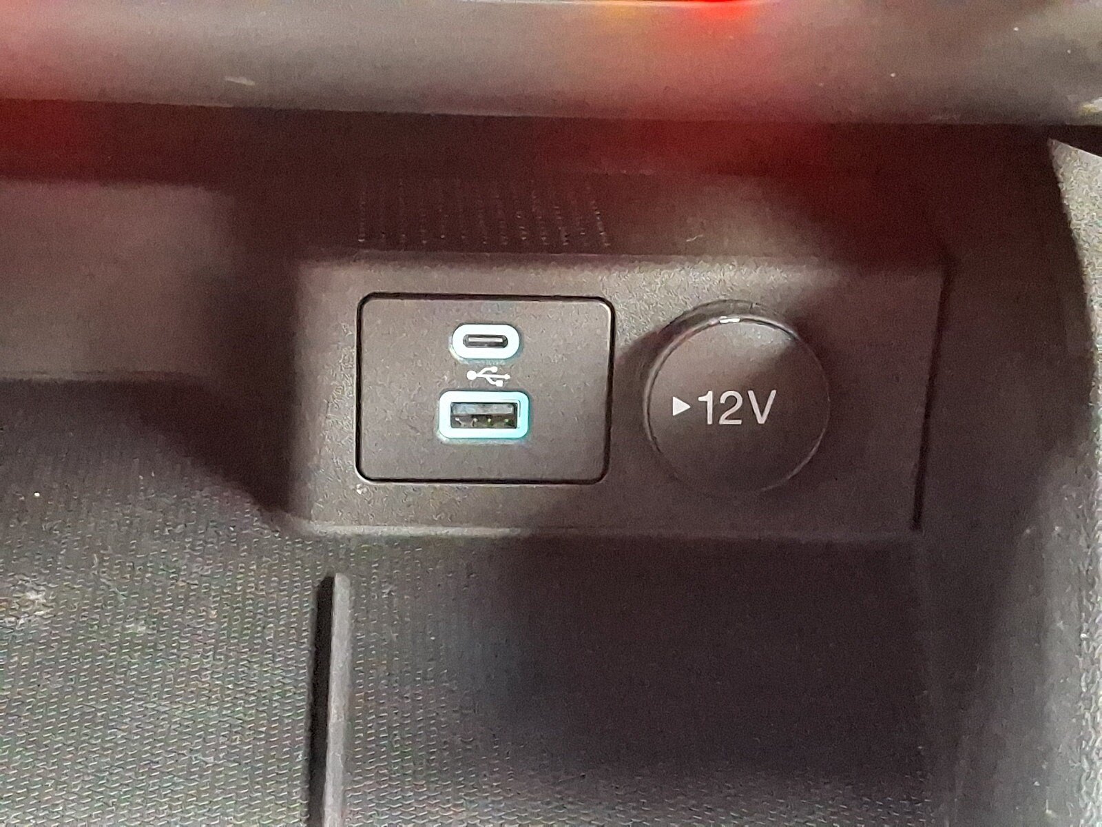 Used 2023 Ford Escape ST-Line Select AWD/4WD image 24