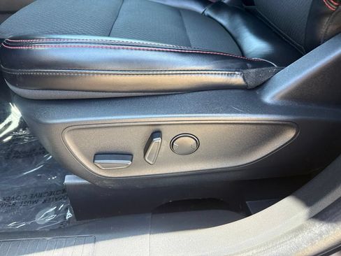 Used 2024 Ford Escape ST-Line FWD image 14