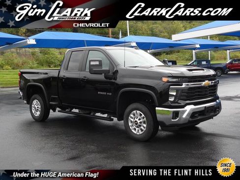 Used 2025 Chevrolet Silverado 2500 LT image 1