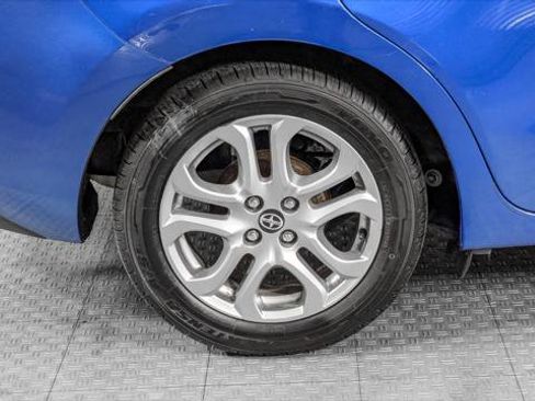 Used 2016 Scion iA FWD image 32