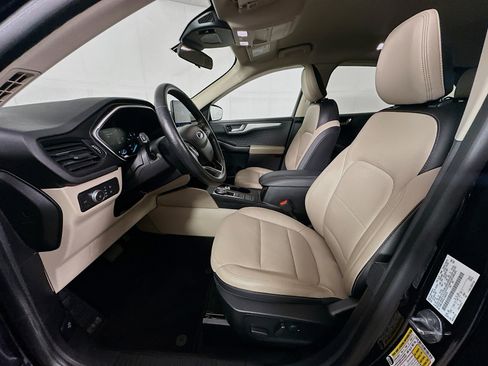Used 2020 Ford Escape SEL FWD image 13