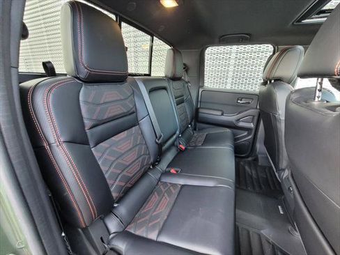 Used 2025 Nissan Frontier PRO-4X w/ Pro Premium Package AWD/4WD image 22