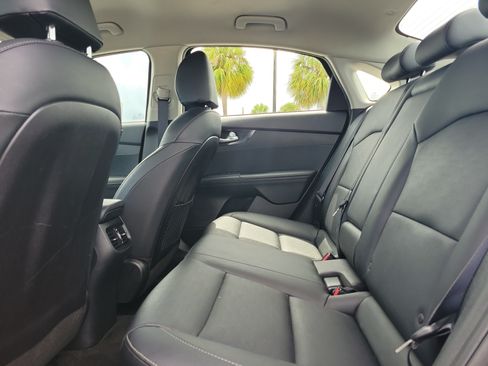 Used 2020 Kia Forte EX FWD image 15