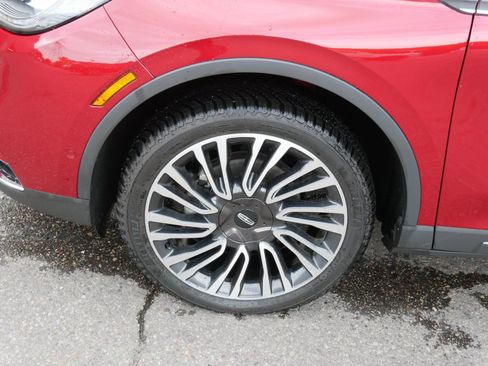 Used 2021 Lincoln Corsair Reserve w/ Equipment Group 201A AWD/4WD image 9