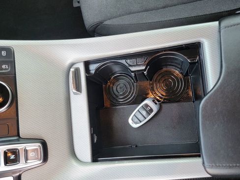 Used 2023 Hyundai Palisade SE image 18