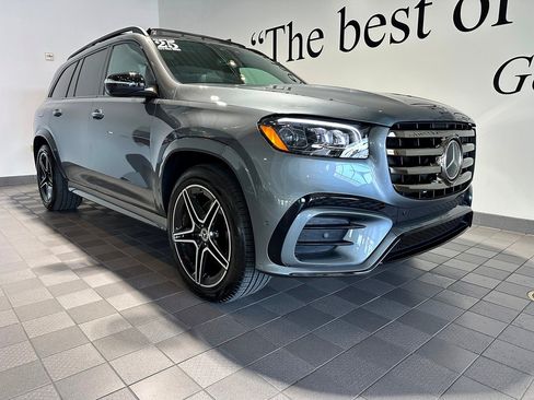 Certified 2025 Mercedes-Benz GLS 450 4MATIC image 1