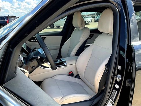 Used 2022 Mercedes-Benz C 300 Sedan image 32