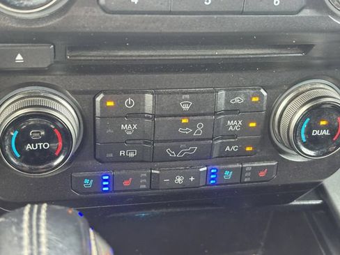 Used 2018 Ford F150 Raptor w/ Equipment Group 802A Luxury AWD/4WD image 5
