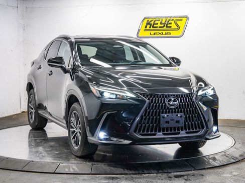 Used 2025 Lexus NX 350h AWD w/ Accessory Package (2T) image 2