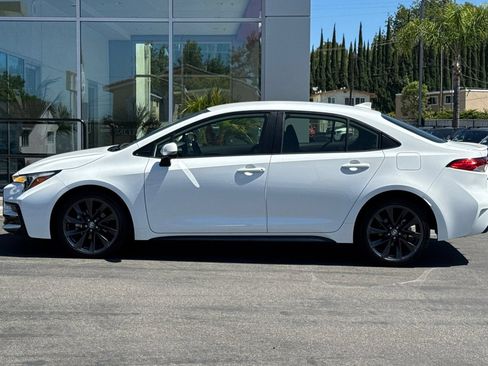 Certified 2024 Toyota Corolla SE FWD image 8