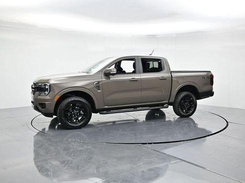 New 2025 Ford Ranger Lariat w/ Black Appearance Package image 6