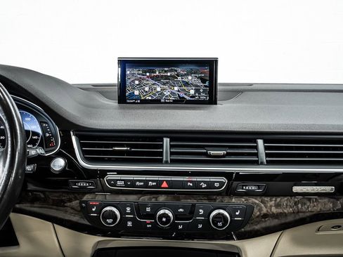 Used 2019 Audi Q7 3.0T Premium Plus w/ Premium Plus Package image 15