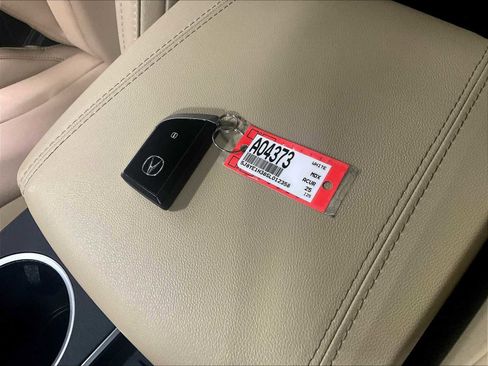 Used 2025 Acura MDX SH-AWD image 30