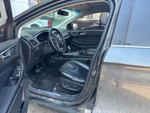 Used 2015 Ford Edge Titanium w/ Equipment Group 301A FWD image 5