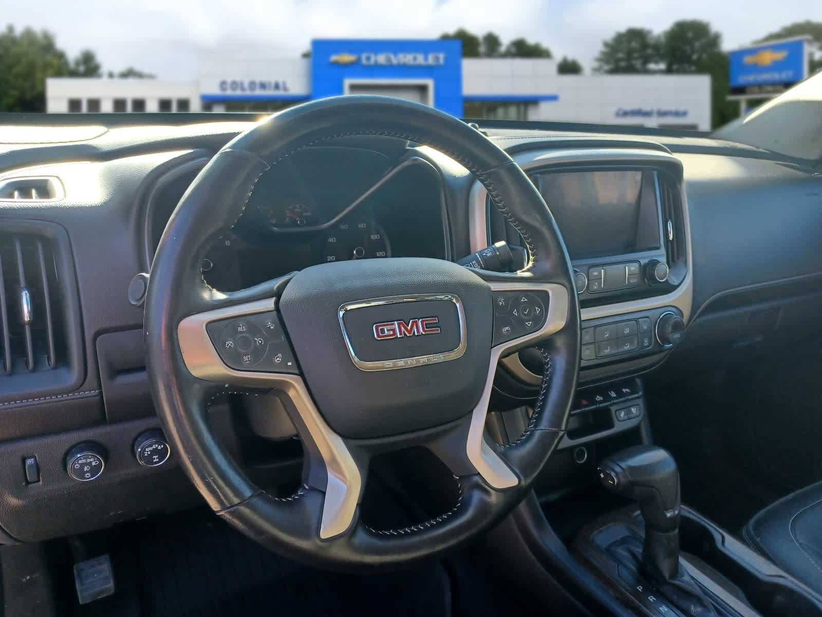 Used 2020 GMC Canyon Denali AWD/4WD image 9