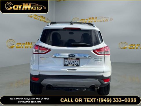Used 2015 Ford Escape Titanium FWD image 6