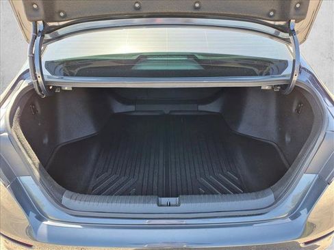 Used 2023 Honda Accord Touring image 6