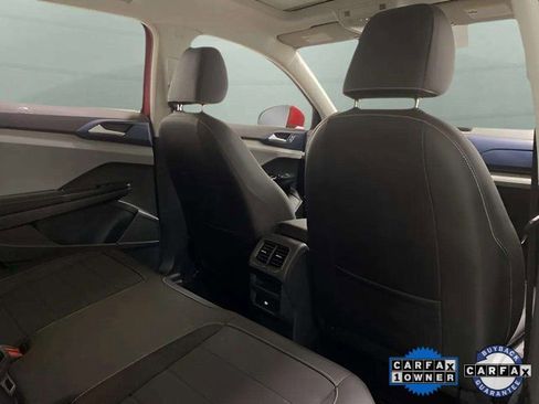 Used 2024 Volkswagen Taos SE image 78