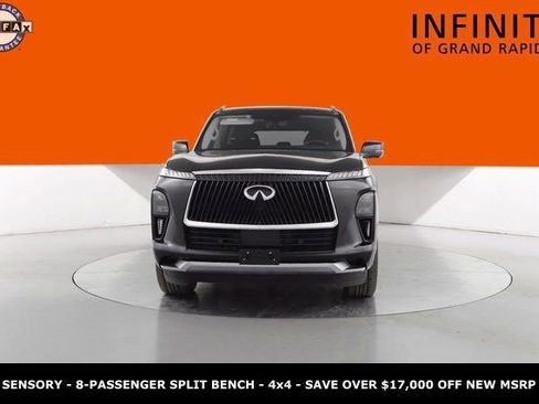 Used 2025 INFINITI QX80 Sensory image 8