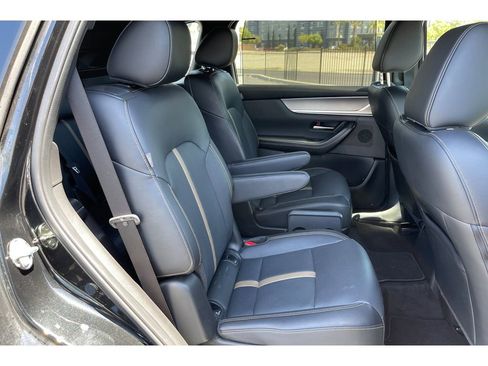 Certified 2025 MAZDA CX-90 3.3 Turbo w/ Premium Plus Pkg AWD/4WD image 17