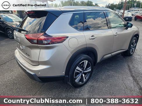 Used 2024 Nissan Rogue SL w/ SL Premium Package AWD/4WD image 8