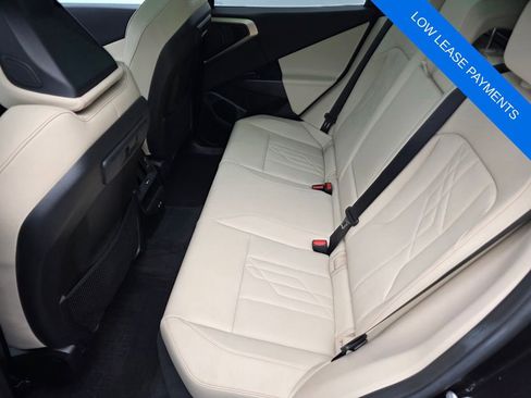 Used 2025 BMW X3 xDrive30i w/ Convenience Package AWD/4WD image 14