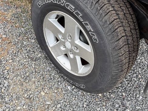 Used 2010 Jeep Wrangler Sport image 19