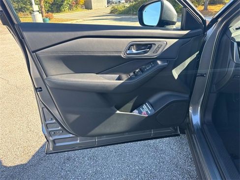 New 2026 Nissan Rogue Platinum w/ Platinum Premium Package image 23