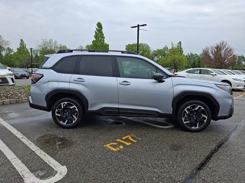 Used 2026 Subaru Forester Limited AWD/4WD image 7
