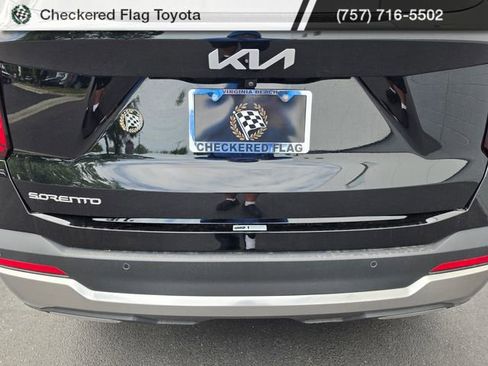Used 2024 Kia Sorento S FWD image 20
