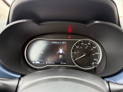 New 2025 Nissan Versa SV image 28