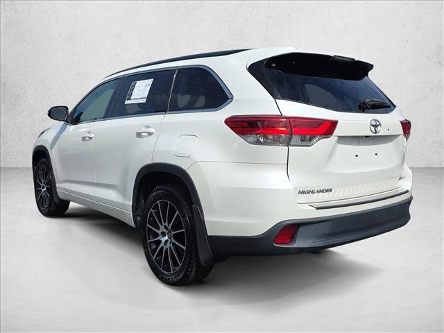 Used 2018 Toyota Highlander SE AWD/4WD image 7