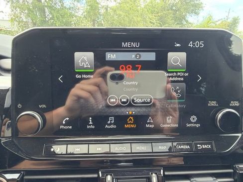 Used 2024 Nissan Pathfinder SL w/ SL Premium Package FWD image 38