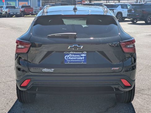 New 2026 Chevrolet Trax RS w/ Sunroof Package image 5