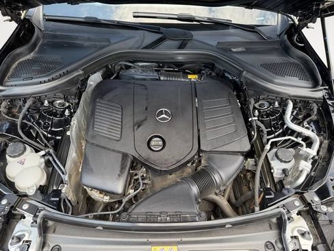Certified 2023 Mercedes-Benz GLC 300 4MATIC image 33