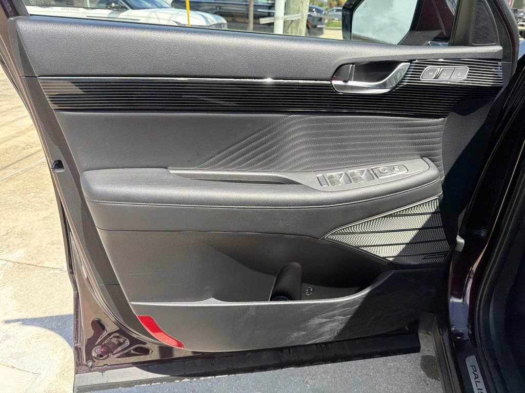 Used 2023 Hyundai Palisade Calligraphy w/ Cargo Package FWD image 23