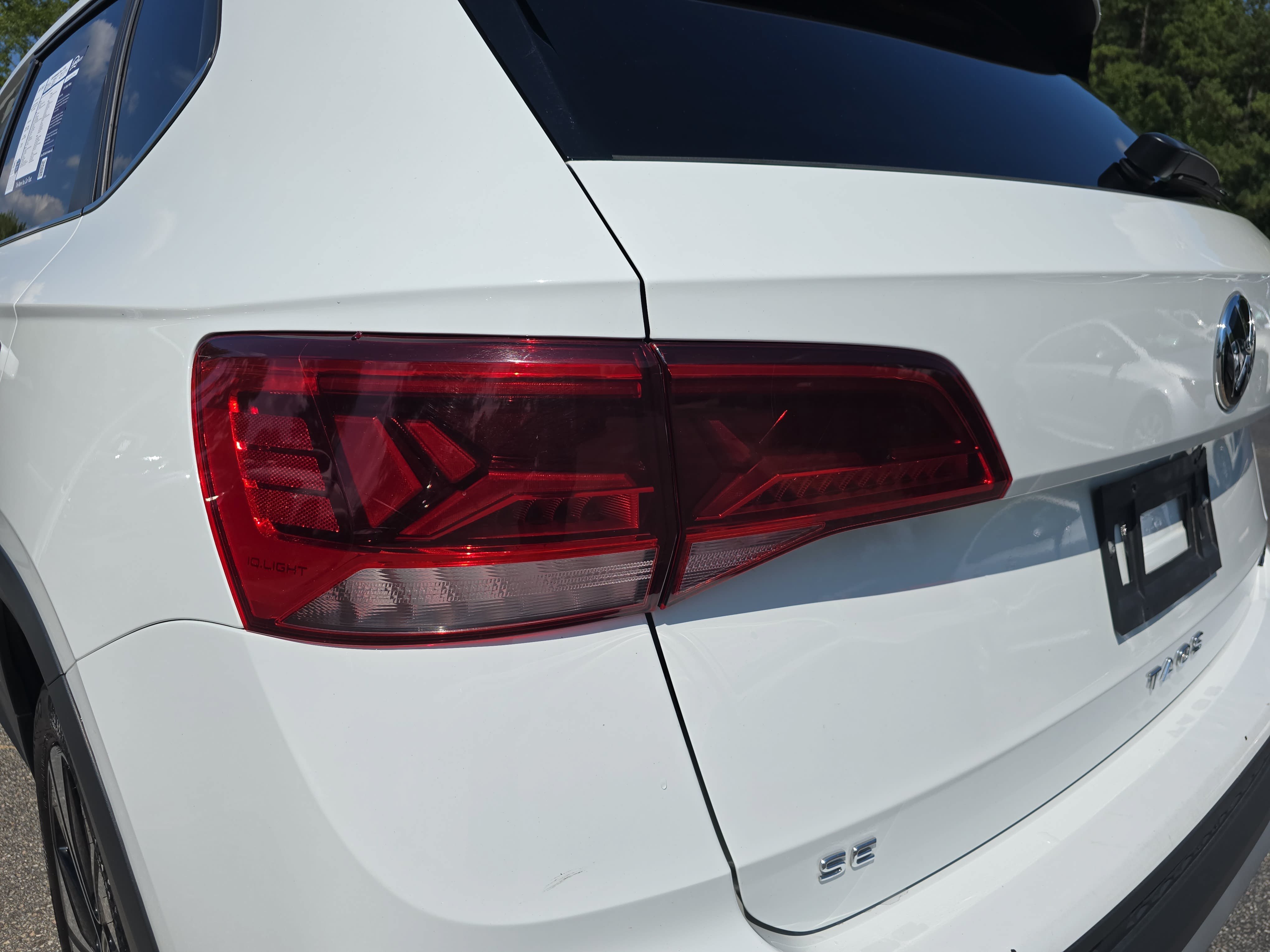 Used 2024 Volkswagen Taos SE AWD/4WD image 33