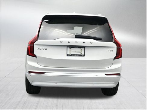 New 2026 Volvo XC90 T8 Ultra w/ Protection Package Premier AWD/4WD image 4