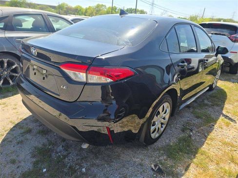 Used 2026 Toyota Corolla LE FWD image 5