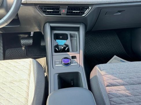 New 2025 Volkswagen Tiguan S AWD/4WD image 16