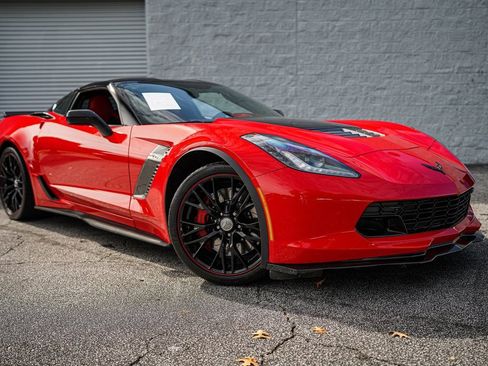 Used 2016 Chevrolet Corvette Z06 w/ 3LZ Preferred Equipment Group image 7