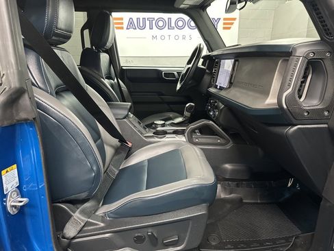 Used 2024 Ford Bronco Outer Banks image 23