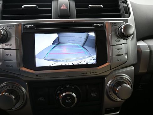 Used 2018 Toyota 4Runner SR5 image 15